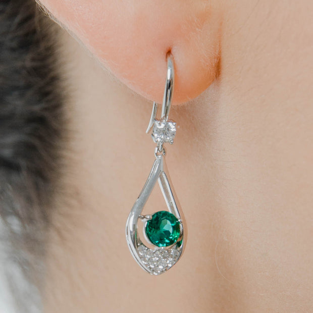 Boucles d’oreilles Mira pendantes Emeraude de synthèse et Moissanites Argent Massif Rhodié