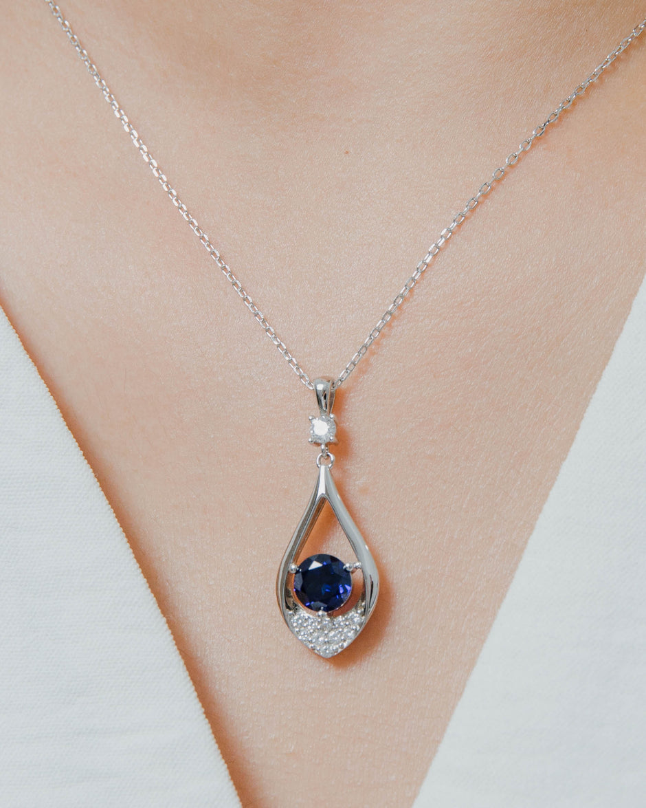 Collier Mira Saphir de synthèse et Moissanites Argent Massif Rhodié