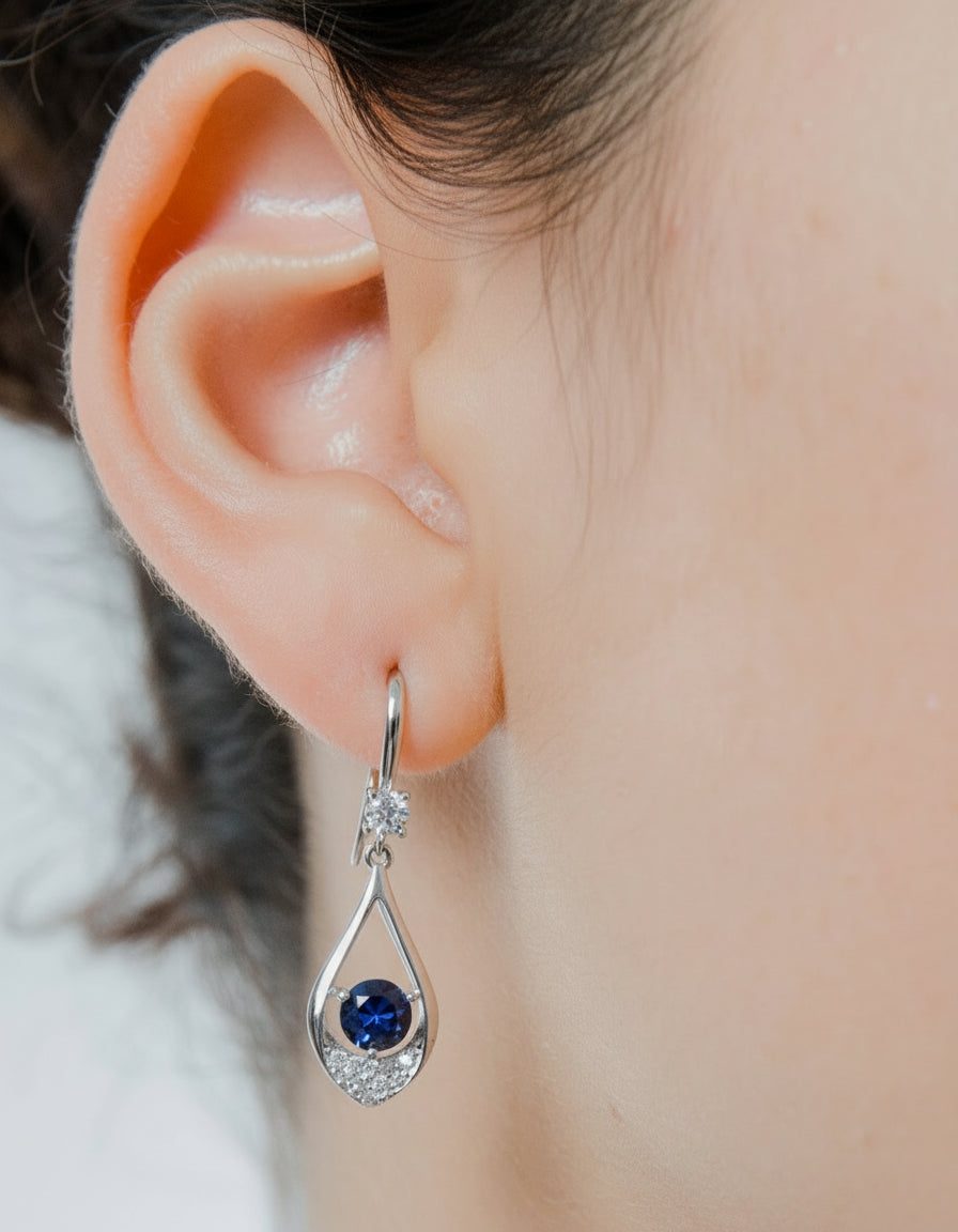 Boucles d’oreilles Mira pendantes Saphir de synthèse et Moissanites Argent Massif Rhodié