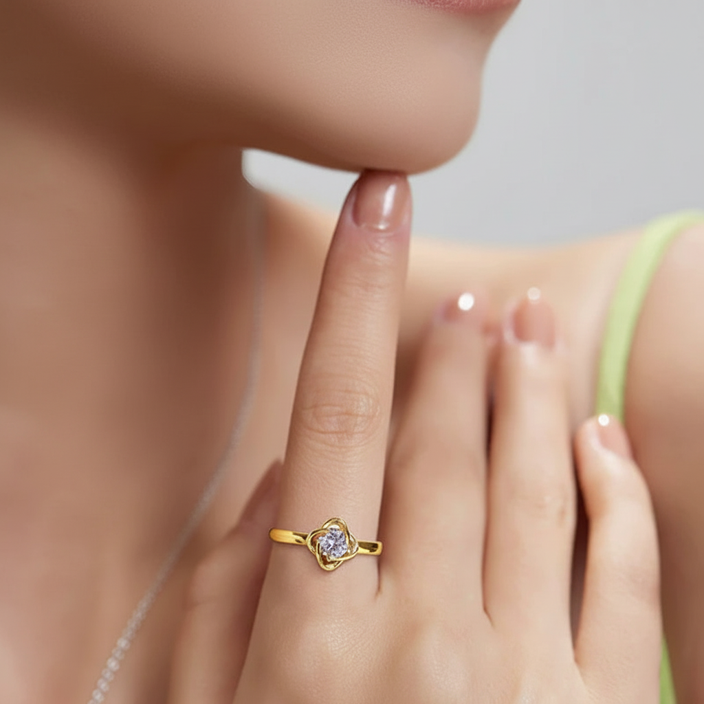 Bague Ajustable Trèfle Argent Massif Doré & Moissanite