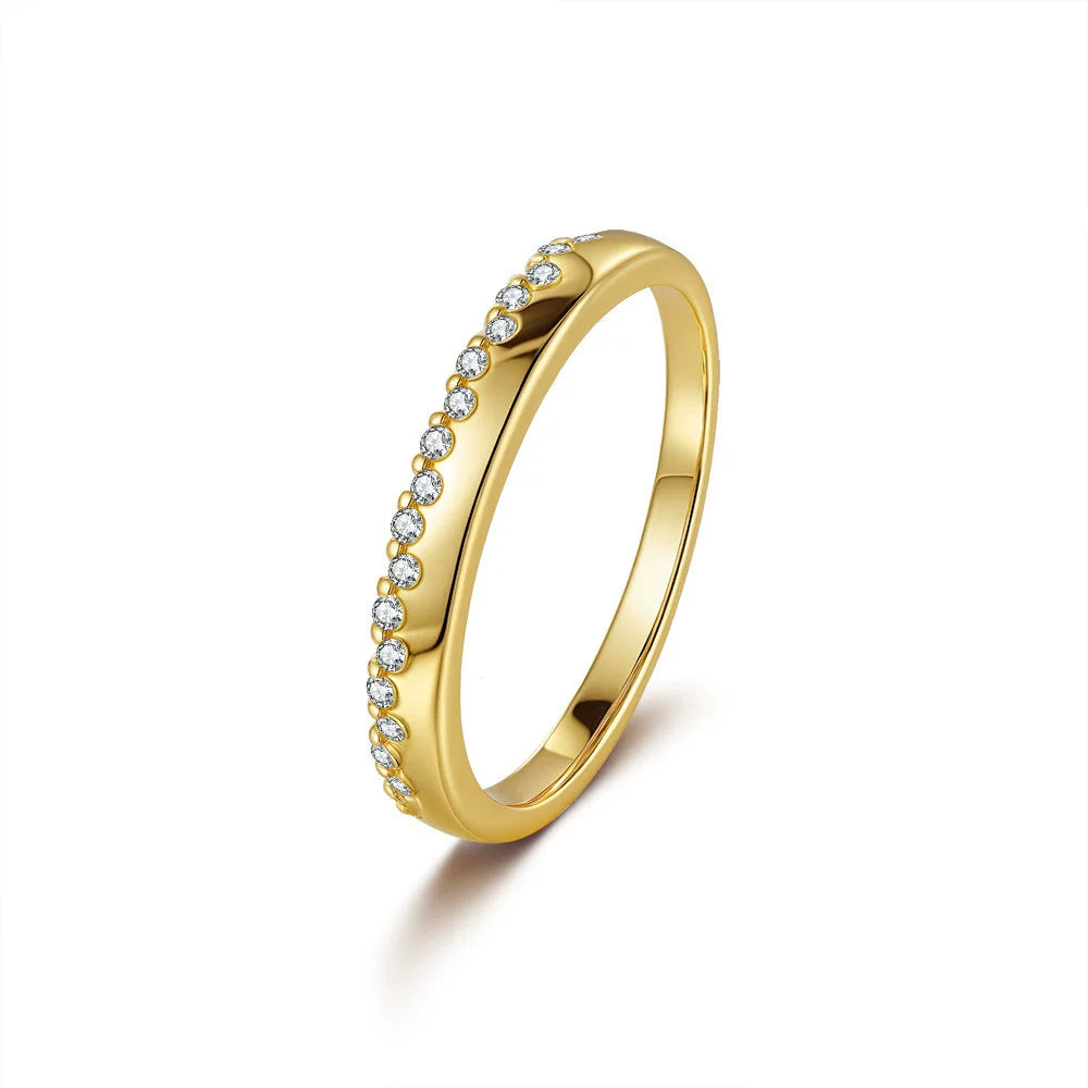 Bague Sonia en argent massif doré à l'or fin et moissanites