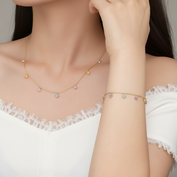 Collier Trèfles 4 feuilles argent massif doré & zirconiums