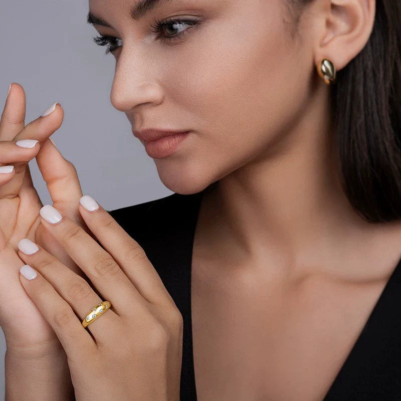 Bague Stars argent massif doré à l'or fin et moissanites