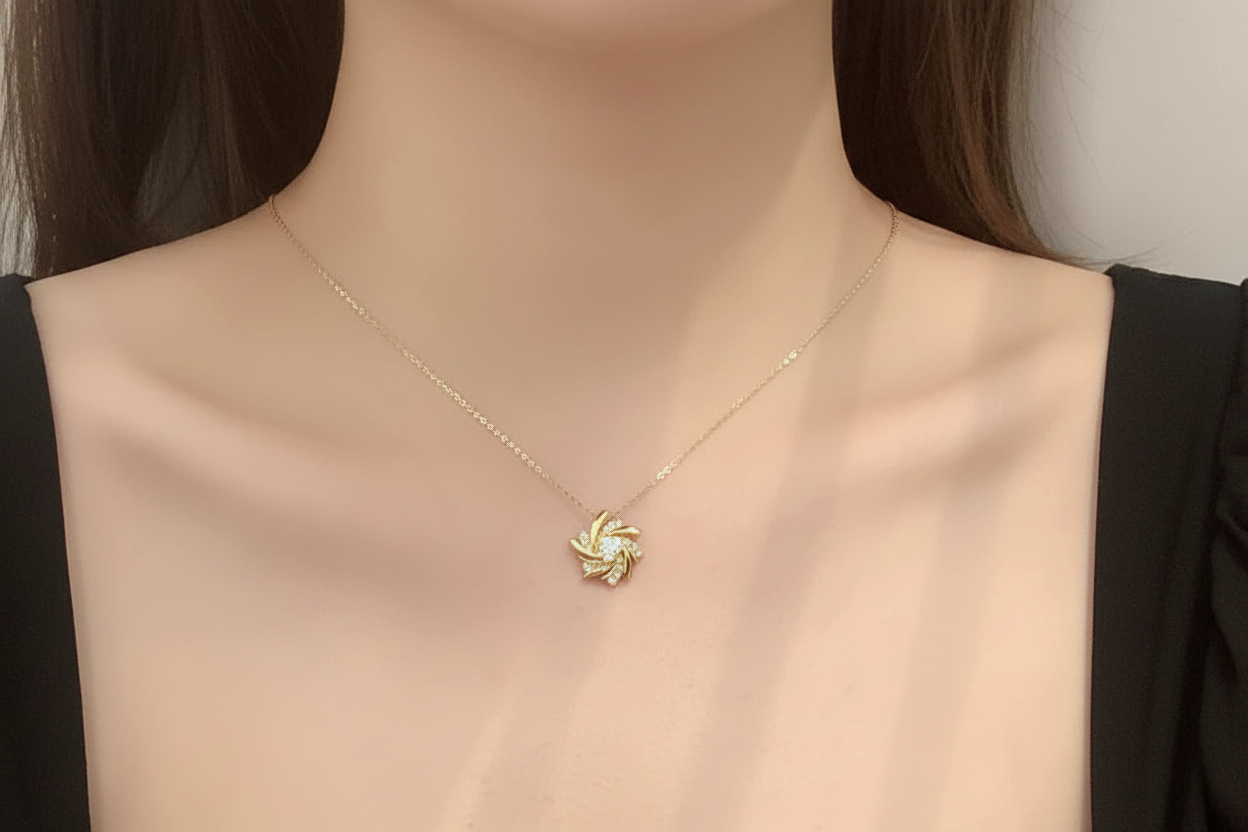 Collier pendentif moulin à vent en argent massif doré à l'or fin et moissanites